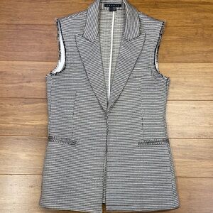 Vintage Y2K Theory Black and White Sleeveless Blazer size 4